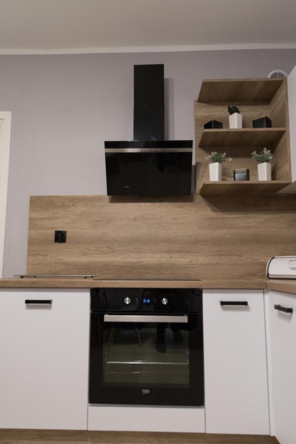 Apartament Marlenka Ниса Екстер'єр фото